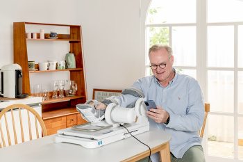 Роботезированный тренажер для пассивной разработки суставов REBLESS фото 5676